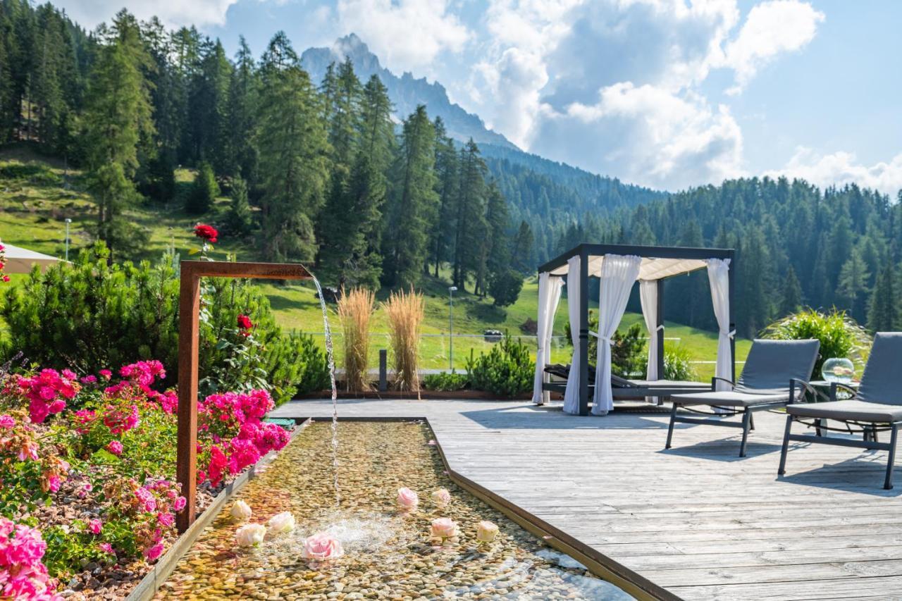 Hotel Cristal Обереген Екстериор снимка