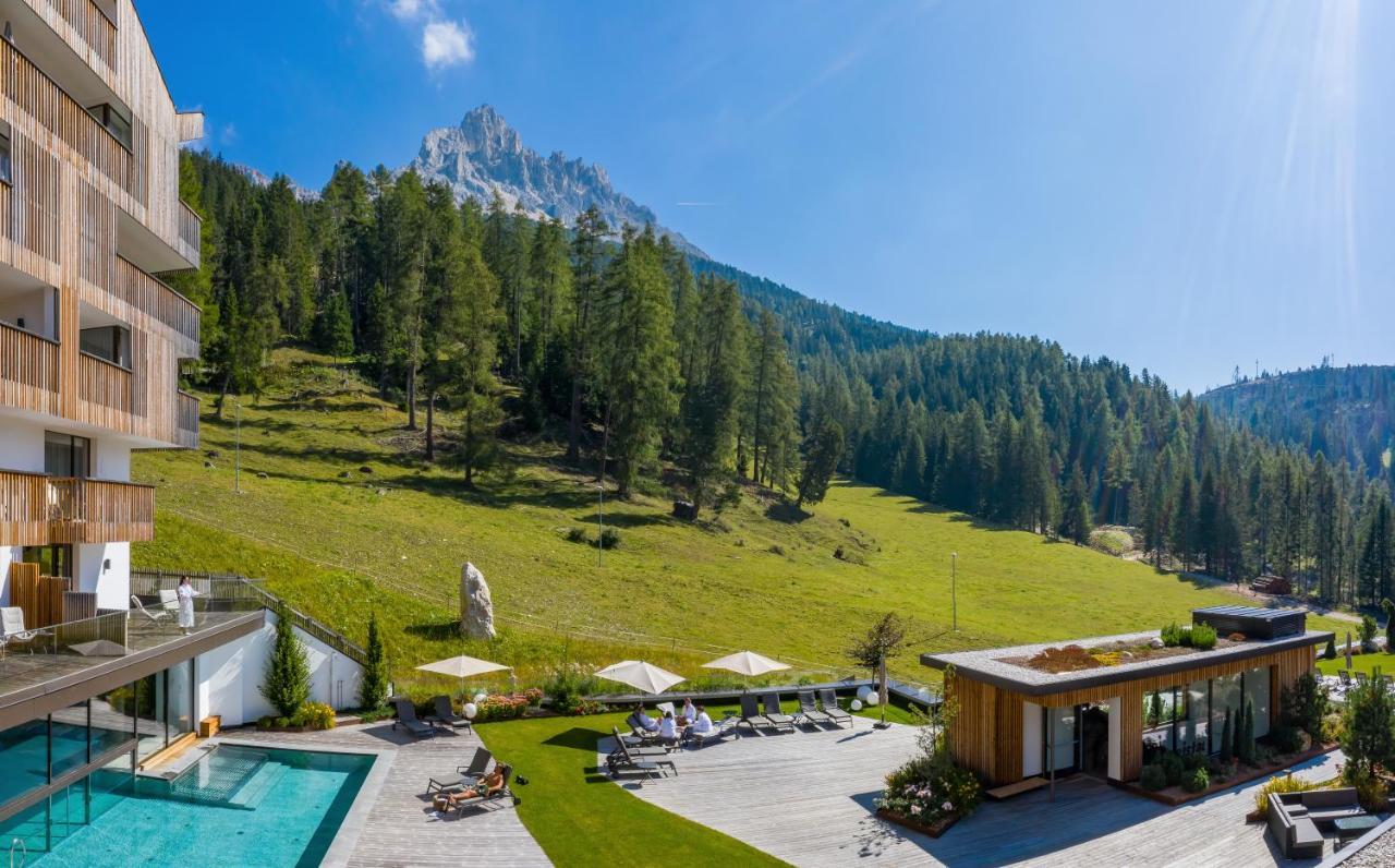 Hotel Cristal Обереген Екстериор снимка
